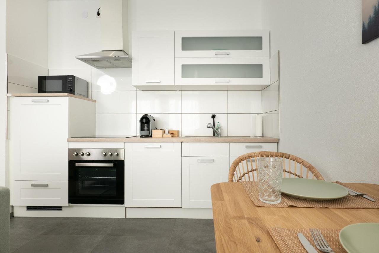 Apart4Me Scandi Apartment Geislingen Zentral Mit Parkplatz ไกส์ลิงเงน อัน แดร์ชไตเกอ ภายนอก รูปภาพ