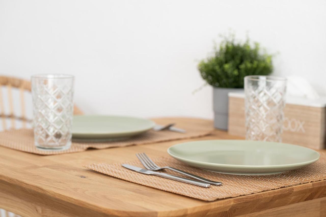 Apart4Me Scandi Apartment Geislingen Zentral Mit Parkplatz ไกส์ลิงเงน อัน แดร์ชไตเกอ ภายนอก รูปภาพ